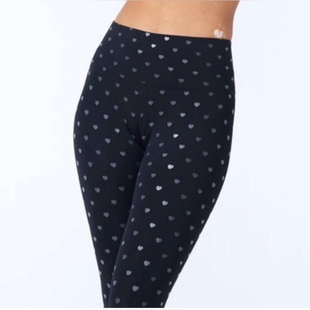 NWT Terez Black Foil Hearts Uplift 3/4 Length High Rise Leggings, XS